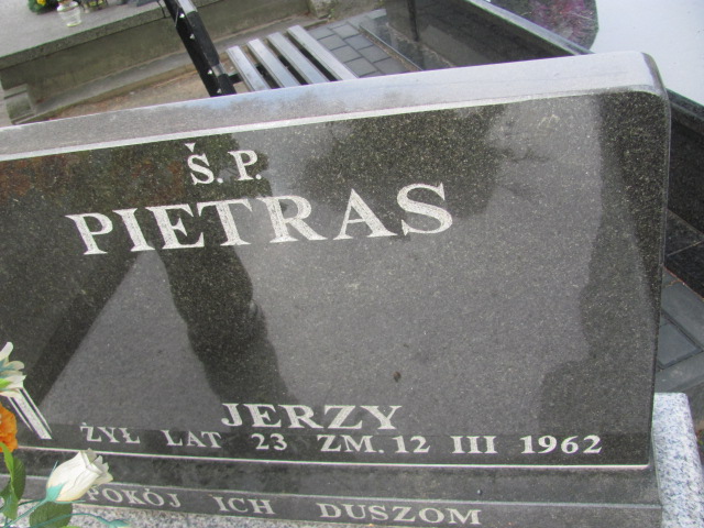 Jerzy Pietras 1938 Góra Puławska - Grobonet - Wyszukiwarka osób pochowanych