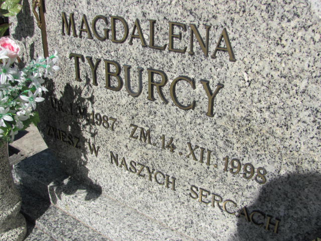 Magdalena Tyburcy 1987 Góra Puławska - Grobonet - Wyszukiwarka osób pochowanych