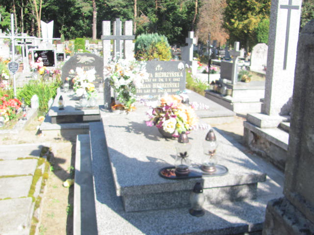 Grób Marian Biedrzyński