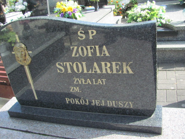 Barbara Stolarek 1957 Góra Puławska - Grobonet - Wyszukiwarka osób pochowanych