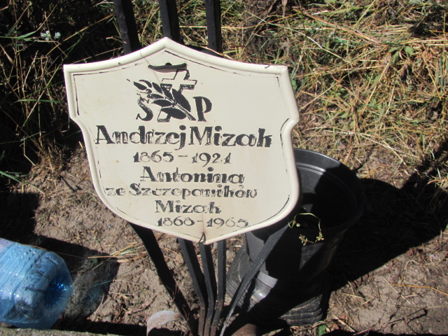 Andrzej Mizak Góra Puławska - Grobonet - Wyszukiwarka osób pochowanych