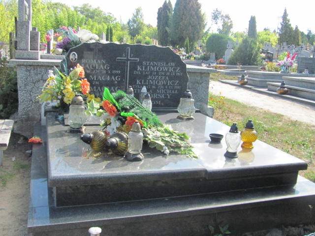 Grób Roman Maciąg
